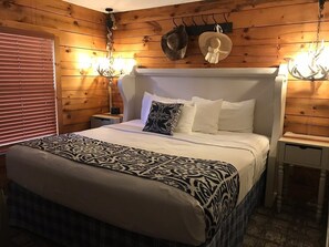 2 bedrooms, in-room safe, iron/ironing board, travel cot