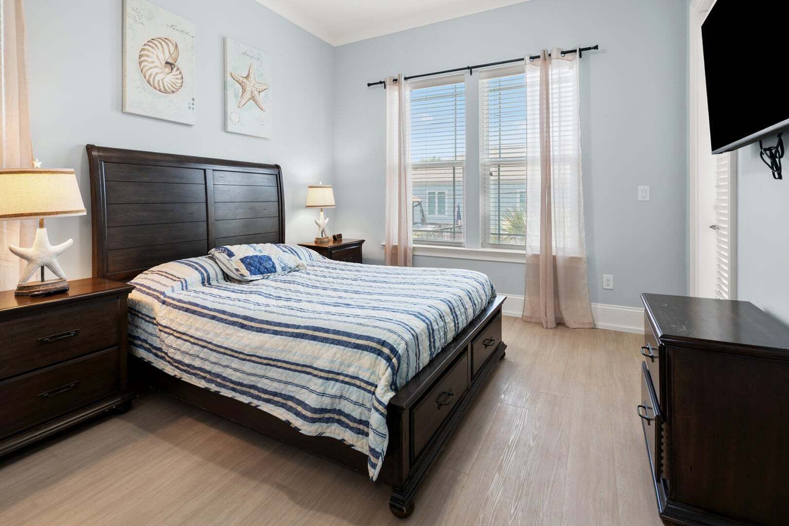 7 chambres, Wi-Fi, literie fournie