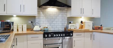 Oven, dishwasher, highchair, freezer