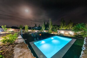 Deluxe Villa, Accessible, Private Bathroom | Outdoor pool | Outdoor pool, sun loungers - Alpujarra Arena (Soportujar)