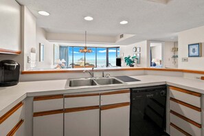 Coffee/tea maker, fridge, microwave, oven - Perfect home base for your North Myrtle Beach vacation. (North Myrtle Beach)