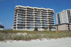Exterior - Perfect home base for your North Myrtle Beach vacation. (North Myrtle Beach)