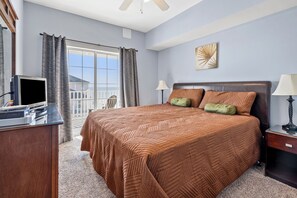 5 bedrooms, iron/ironing board, WiFi, bed sheets
