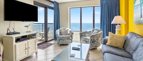 TV, DVD-spiller og stereoanlegg