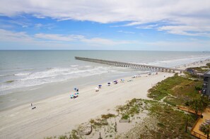 Beach nearby - Step into luxury at SEA POINTE 802, where your personal beachfront paradise awaits. (North Myrtle Beach)