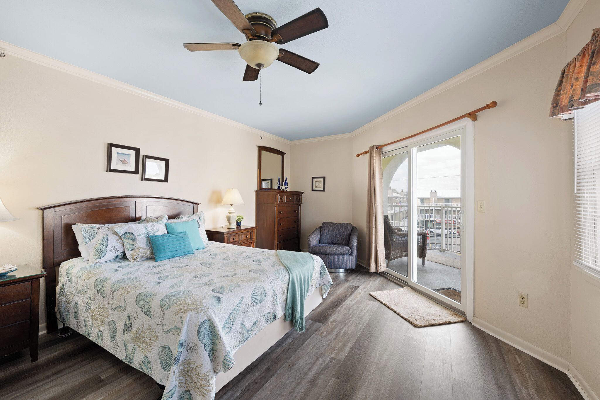 3 soveværelser, strygejern/strygebræt, gratis Wi-Fi