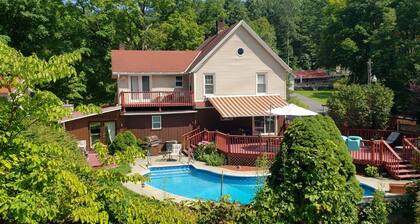 Walk to Lake George! Resort-like home with POOL. Close to ALL!