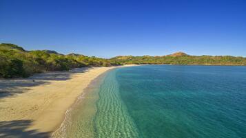 Beach nearby, white sand, free beach shuttle