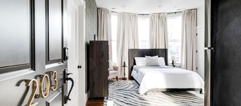 Stunning Modern Studio Will Take Your Breath Away