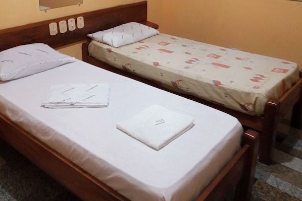 Wifi gratis y ropa de cama