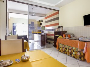 Dining - Hotel LM (Pedro Canário)