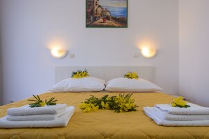 Cubrecamas, colchones Select Comfort y sistema de insonorización 