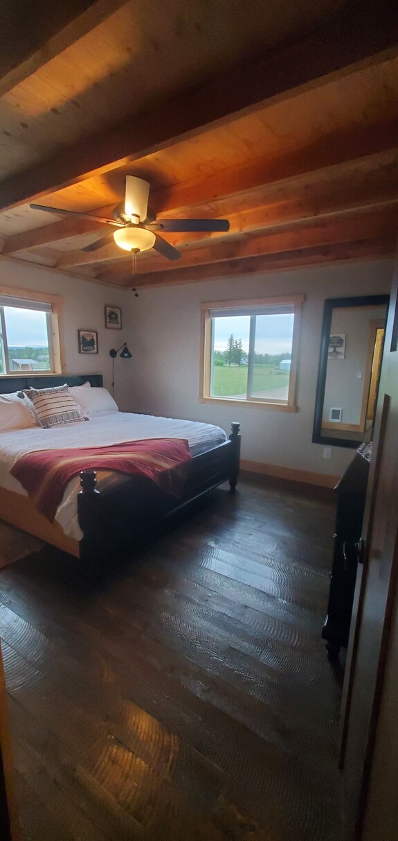 Mountain Traveler Ranch Barndominium - Kalispell, MT
