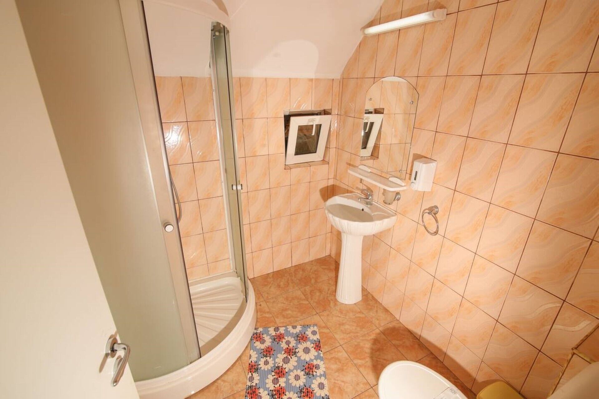Kostenlose Toilettenartikel