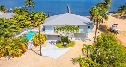 Fishermen's Paradise | Pool, dock, gorgeous home