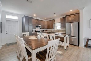 Dining - Paradise Found | Pet friendly, boating on Cudjoe (Cudjoe Key)