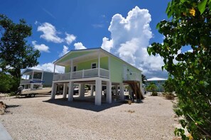 Exterior - Paradise Found | Pet friendly, boating on Cudjoe (Cudjoe Key)