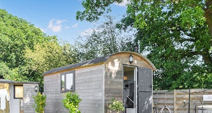 1 Schlafzimmer Unterkunft in Strensall, near York