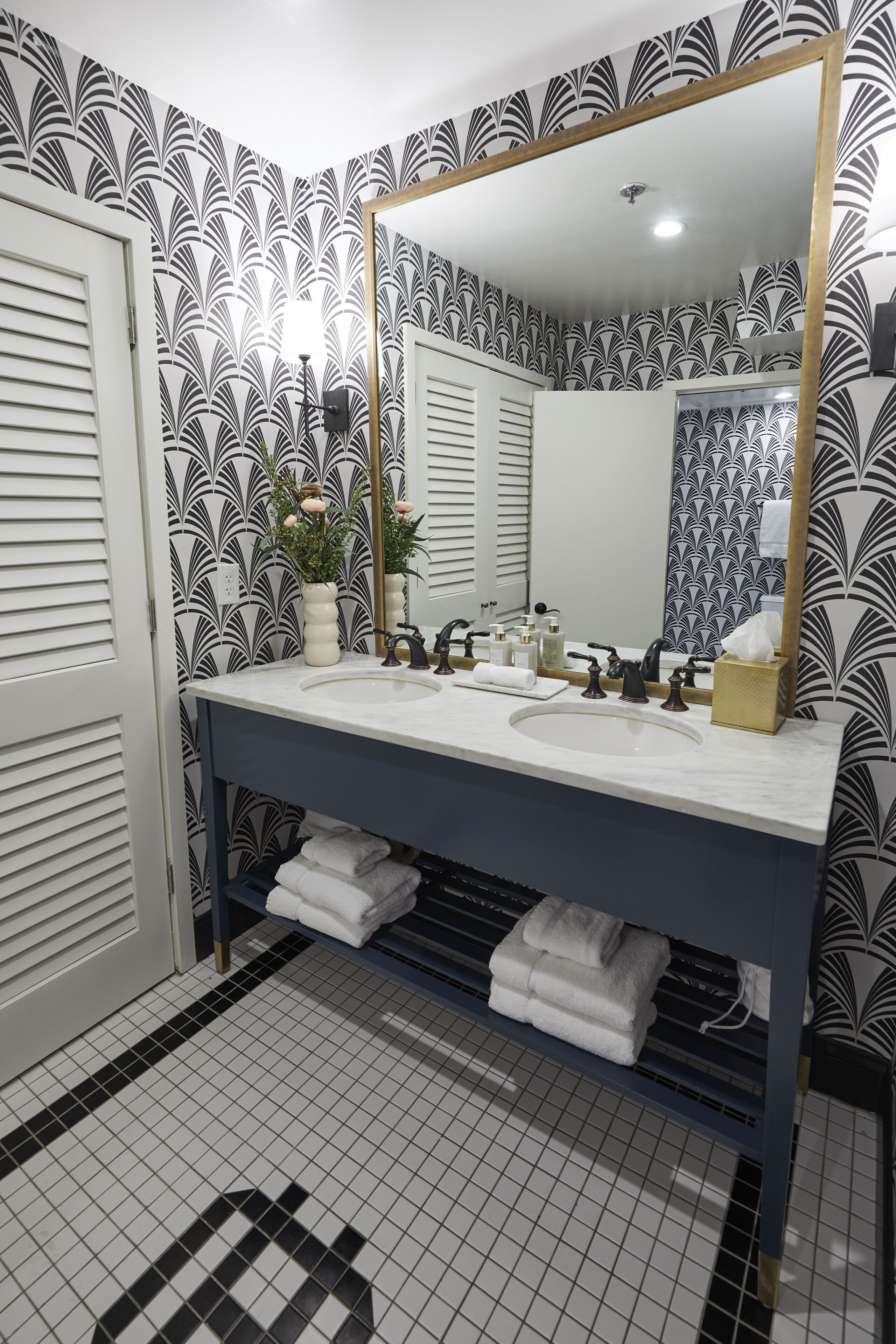 deluxe room | bathroom | designer toiletries, hair dryer, bathrobes, towels