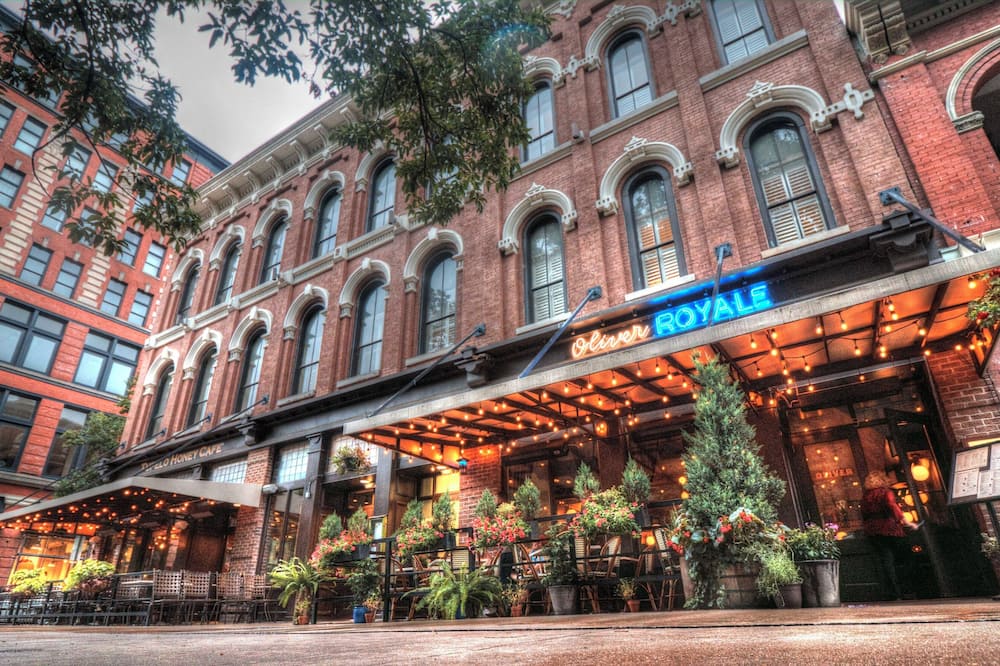 The Oliver Hotel