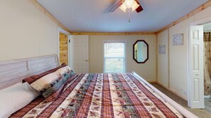 3 chambres, fer et planche à repasser, Wi-Fi gratuit, draps fournis