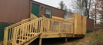 Charming Coyote Ridge Cabin w/ Private Hot Tub