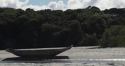 Appartement Ă la plage de guaibim, Ă 100 mĂštres de la plage proche de tout