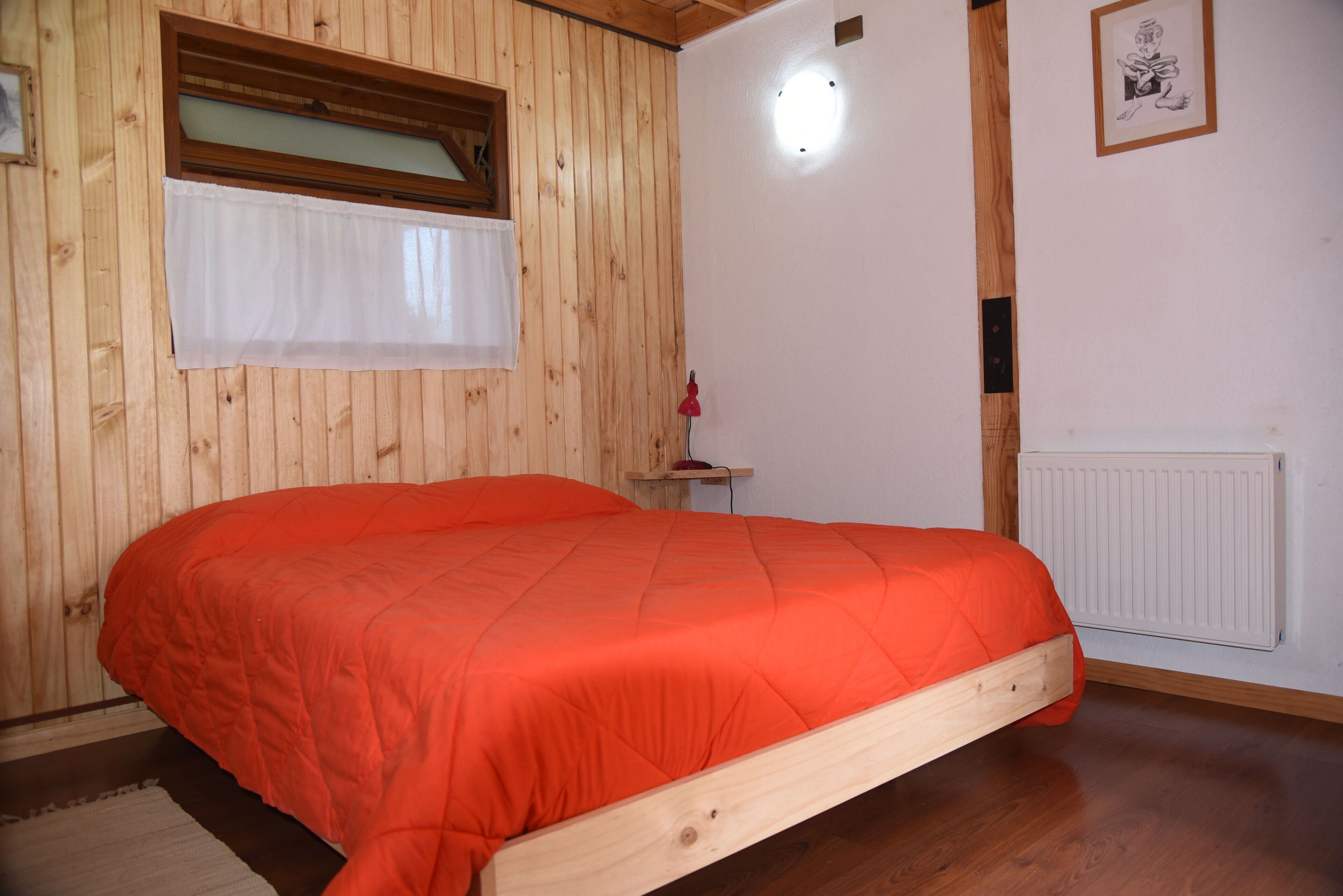 6 bedrooms, WiFi, bed sheets