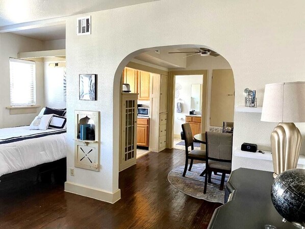 Apartment | Living area - Evie's apartment (Oklahoma City)