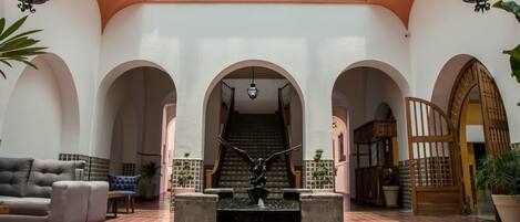 Fachada de la propiedad