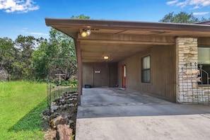 Entrance door. - Charming 2 bedroom house in the heart of Downtown Wimberley! Walk to the Square! (Wimberley)