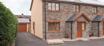 3 bedroom accommodation in Talgarth