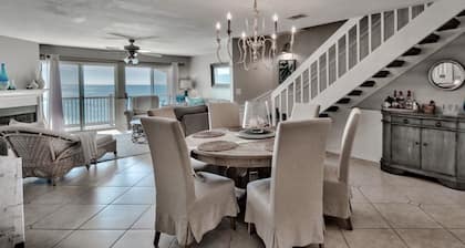 Private Beach! You deserve this! Seacrest Luxury Townhouse ON THE BEACH on 30A!