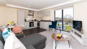 Apartment, 2 Bedrooms | Living room - DreamInn Modern Apartment Free Parking (York)