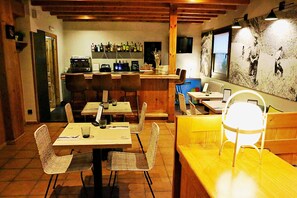 Bar (on property) - Lo Paller (Alt Aneu)
