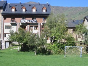 Exterior - Lo Paller (Alt Aneu)