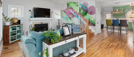 智能电视、壁炉