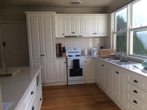 客房 | 私人厨房 | 大冰箱、微波炉、烤箱、炉灶