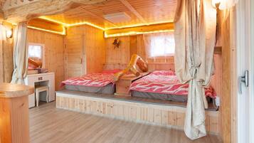 8 Person Suite Private Residence | Wi-Fi gratis