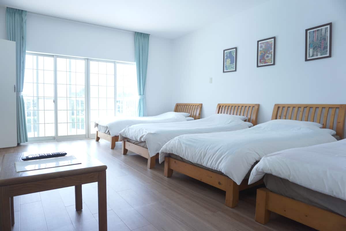 Camera familiare (4 Single Beds) | Wi-Fi gratuito