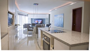 Unclassified image, 2 of 13, button - Corto Maltes 301 waterfront apartment (Playa del Carmen)