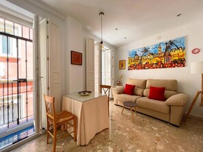 TV - Eva Recommends Padre Marchena 1 (Sevilla)