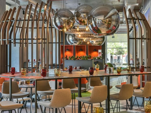 Ibis Baku City