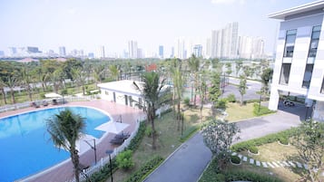 Indoor pool, outdoor pool