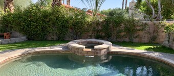 Indio Villa Sleeps 8, Level 2 EV Charger, Heated Private Pool & Spa