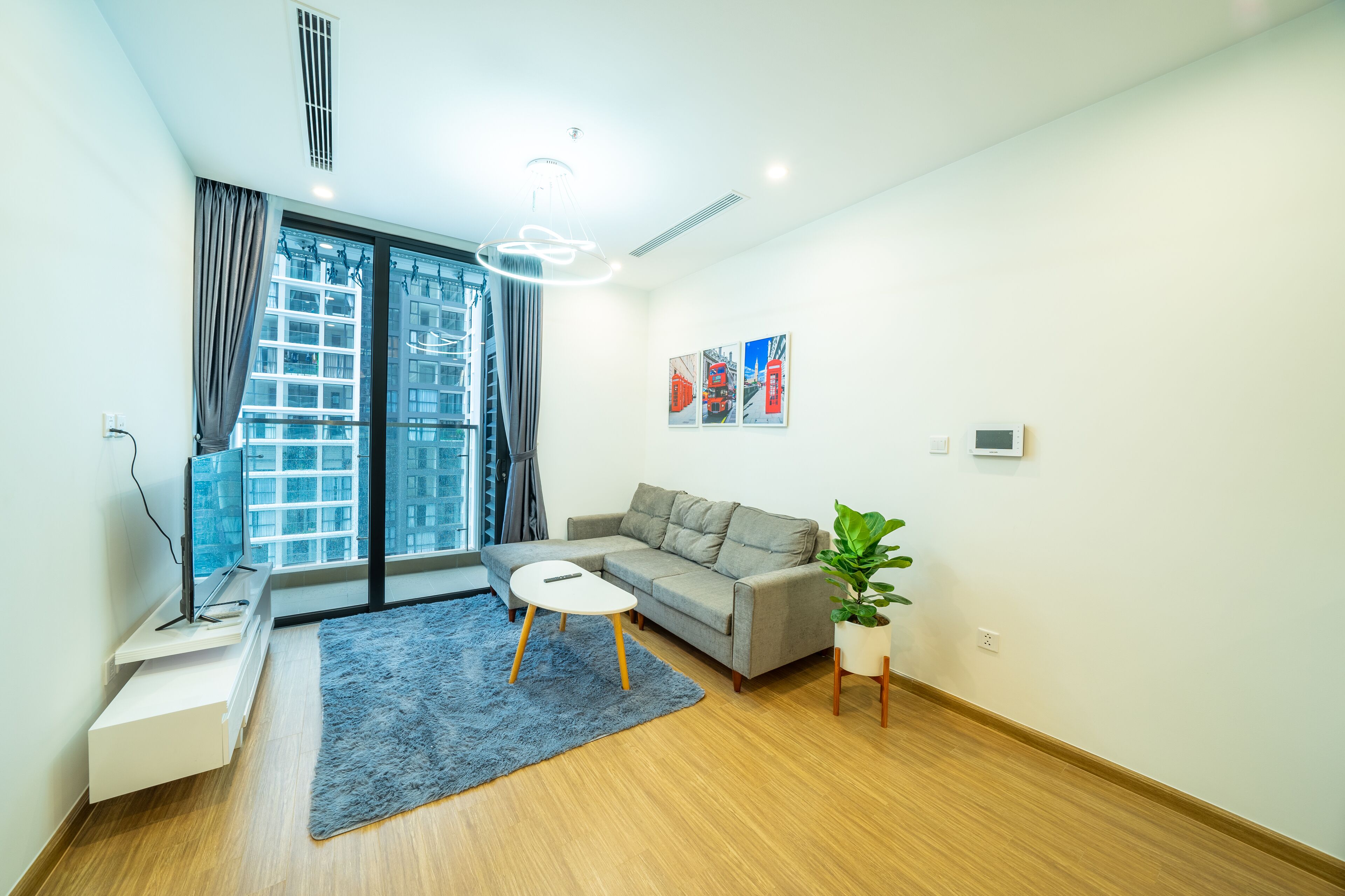 Televisión, chimenea