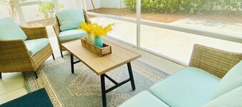 Perfect Location 2/2 Villa in Creekside Landing walking distance to Lake Sumter