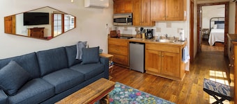 Cabin in Downtown Ephraim-Perfect for couples!