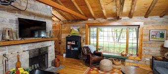 Remodeled Log Cabin | Dog-Friendly Near Wilson's
