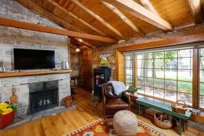 Smart TV, DVD player, books, video library